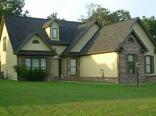 126 Ashley Ter SE, Calhoun, GA 30701