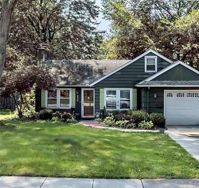 1st image of 232 Franklin Dr