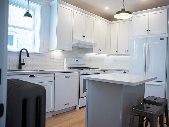 Brand new kitchen with all new appliances including dishwash