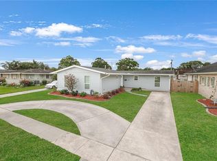 6104 Camphor St, Metairie, LA 70003