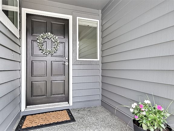 3rd image of 67 Silver Beach Drive