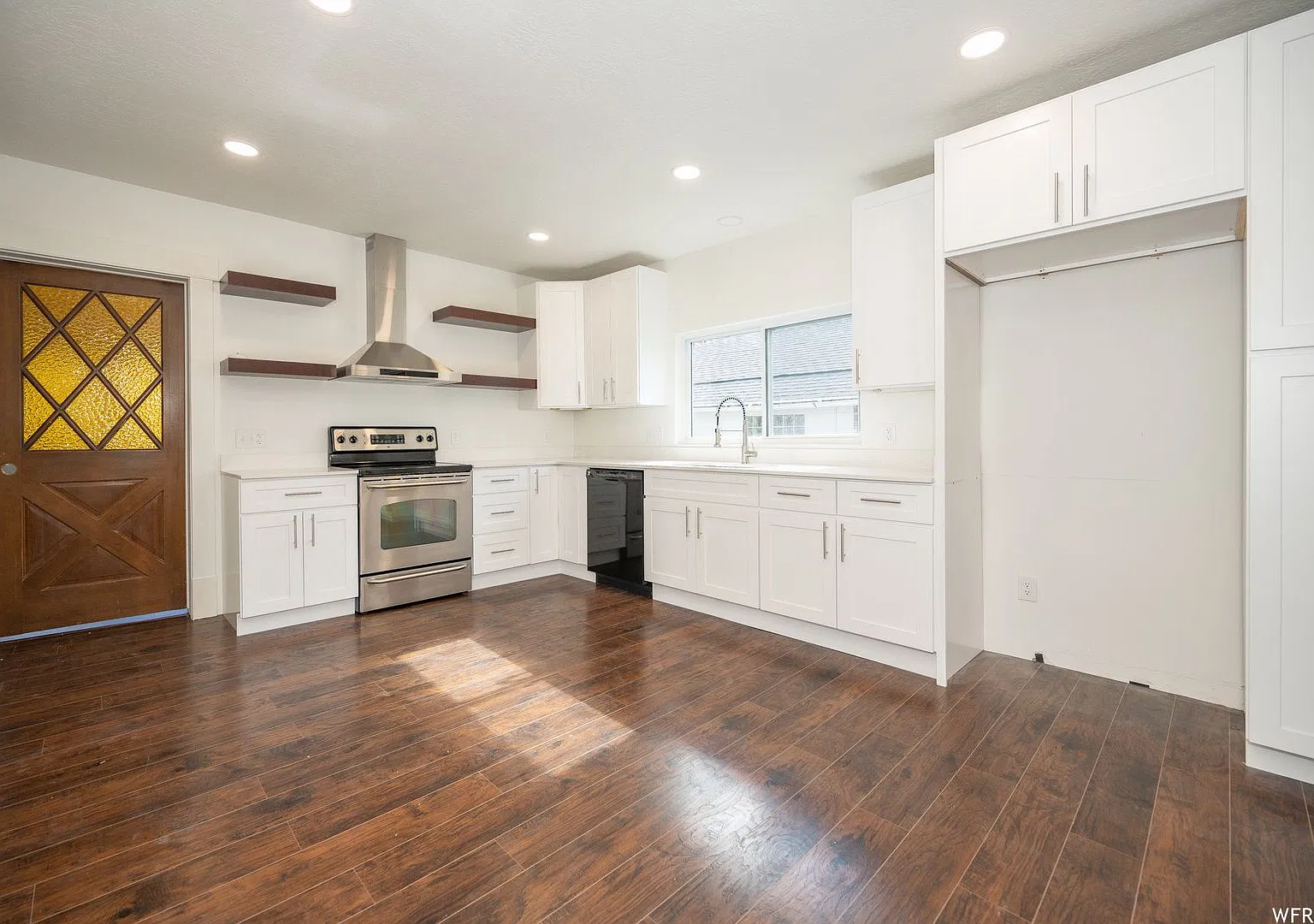 Cozy Price Rental — Photo 4