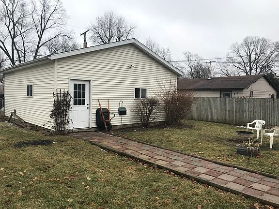 4th image of 506 N Wood St