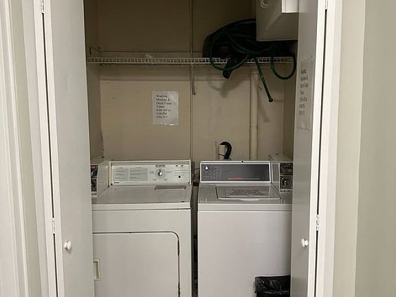 3rd image of 159 Jackson Ave #11