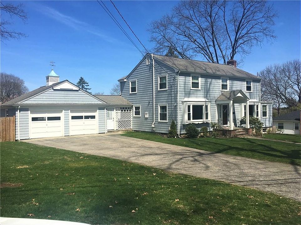1st image of 29 Glenmere Dr