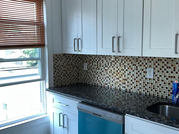 2nd image of 112 Street Ave #2
