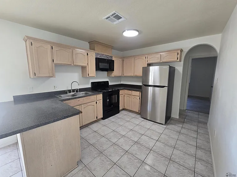 417 N San Juan Ln — Photo 8
