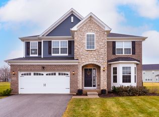 12516 S Cherry Blossom Blvd, Plainfield, IL 60585