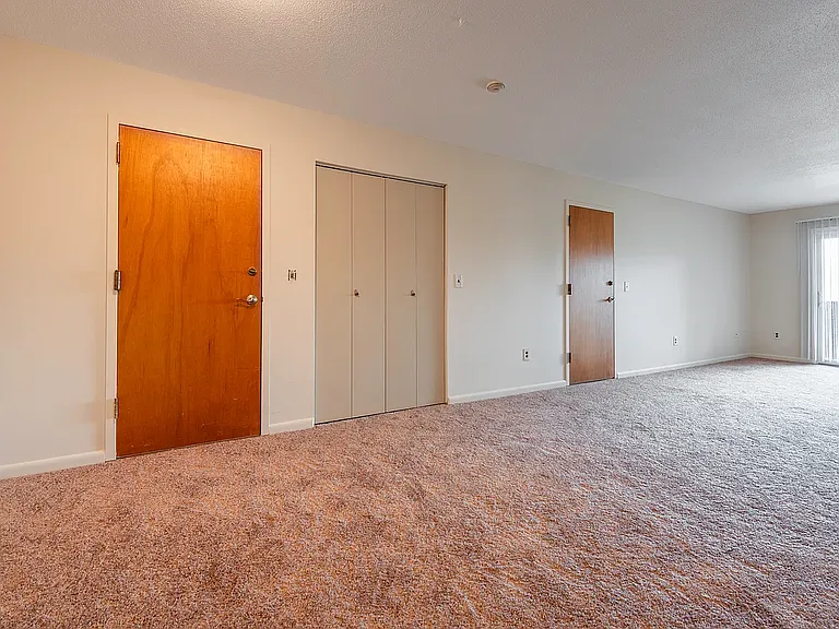 Nahatan Terrace Realty, LLC. — Photo 32
