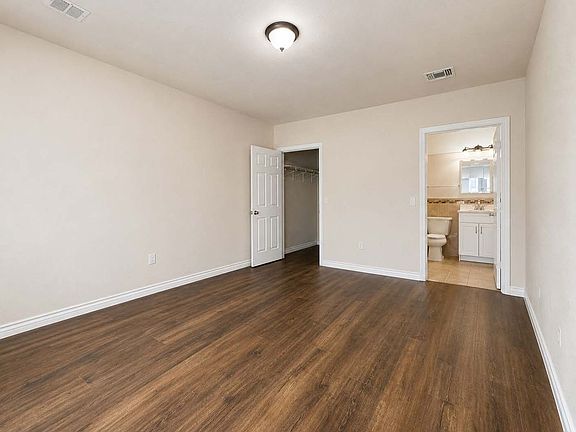 4th image of 4049 Halldale Ave