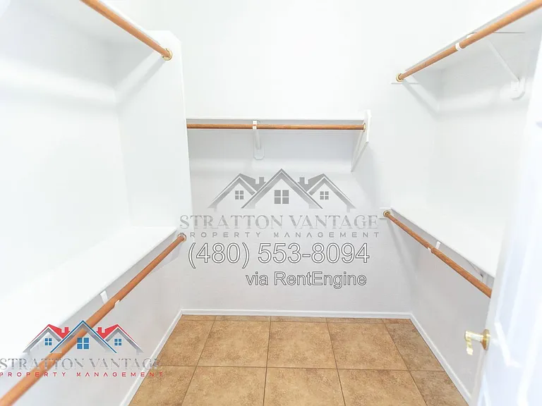 1578 E Megan St — Photo 36
