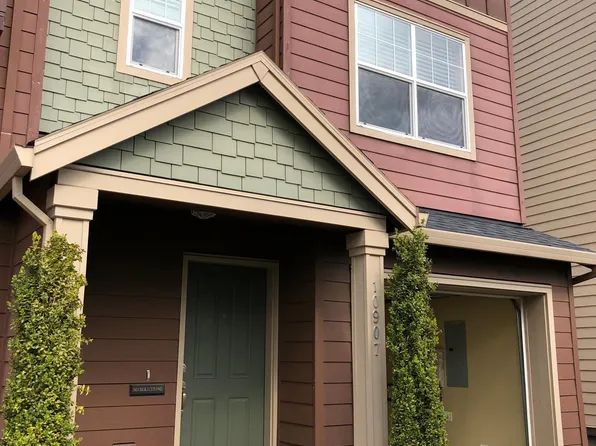 10907 SW Sage Ter, Tigard, OR 97223