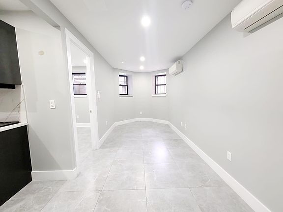 5th image of 1236 Tinton Ave #1A