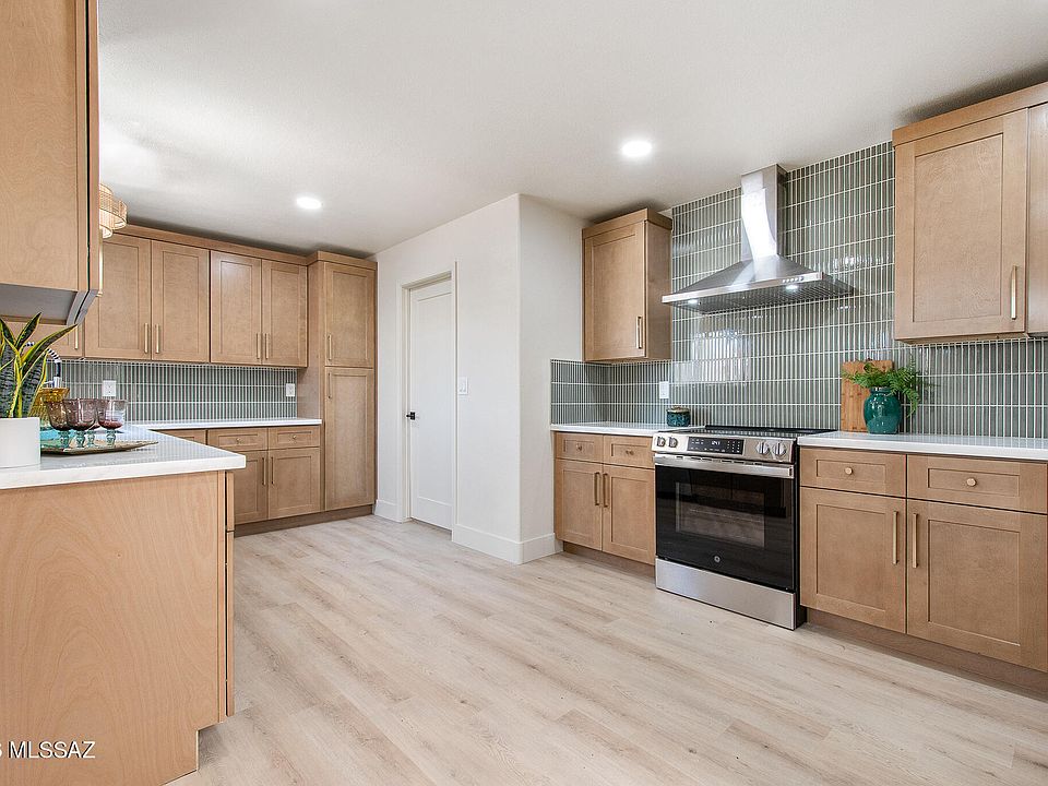 1st image of 5635 N Camino De Las Estrellas