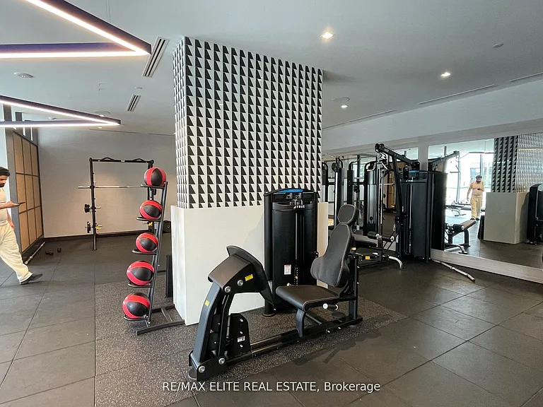 2545 Simcoe St N #2715 — Photo 11