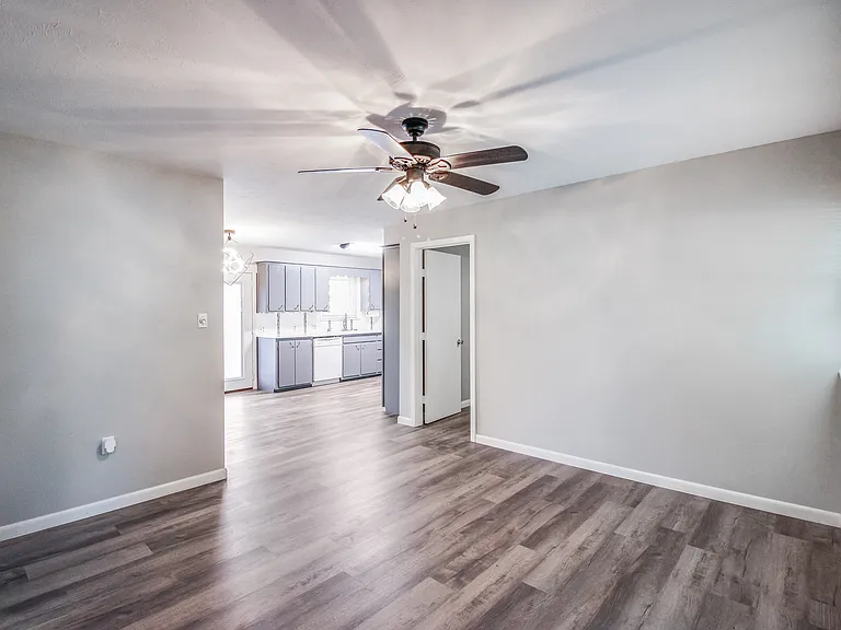 7 Summit Cir — Photo 4