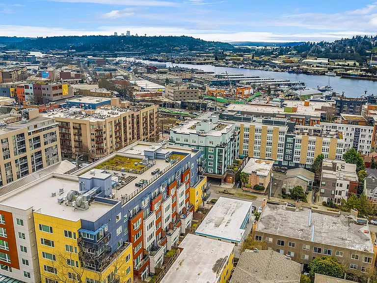 Palm Court - Located in the heart of Seattle — Photo 11
