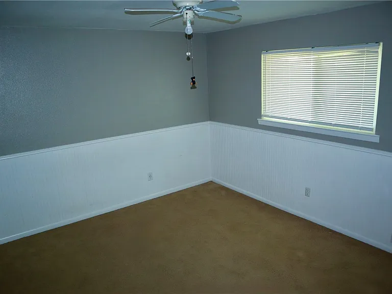 225 Terlingua Dr — Photo 5