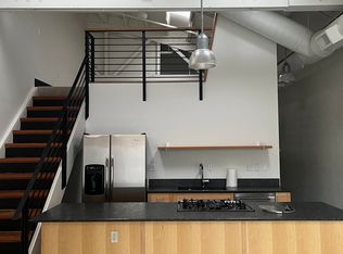 1620A SE Hawthorne Blvd, Portland, OR 97214
