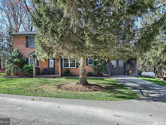 4th image of 798 Goram Rd