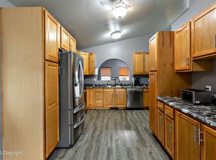 2001 Wagonhammer Ln, Gillette, WY 82718