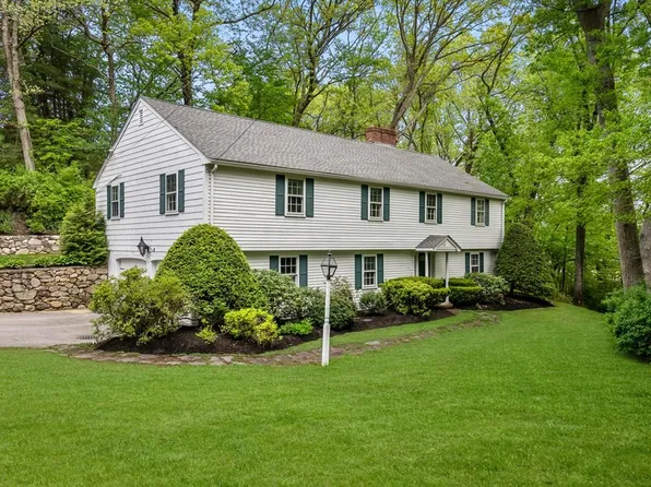 38 Oak Hill Rd, Wayland, MA 01778