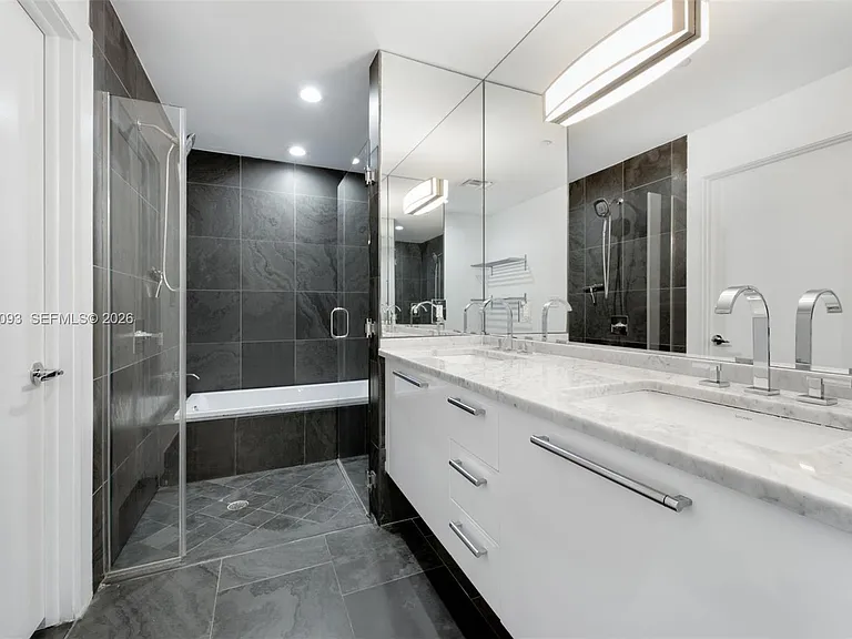 900 Biscayne Blvd #5812 — Photo 17