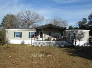 108 Castle Pl, Satsuma, FL 32189