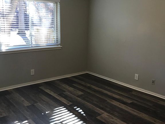 2nd image of 6841 S Toledo Ave