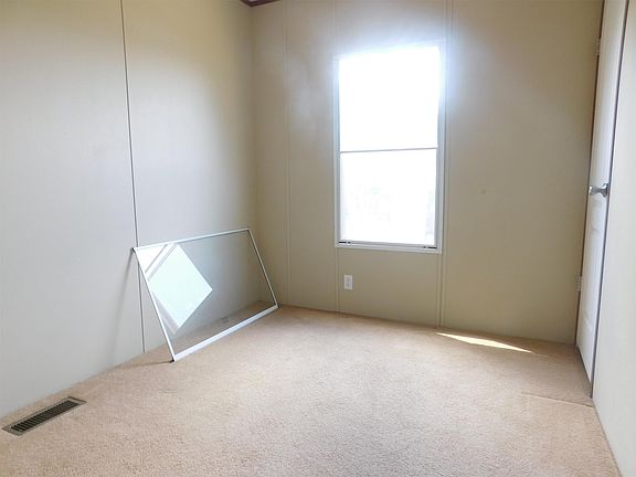 5th image of 4005 Hilltop Dr APT D