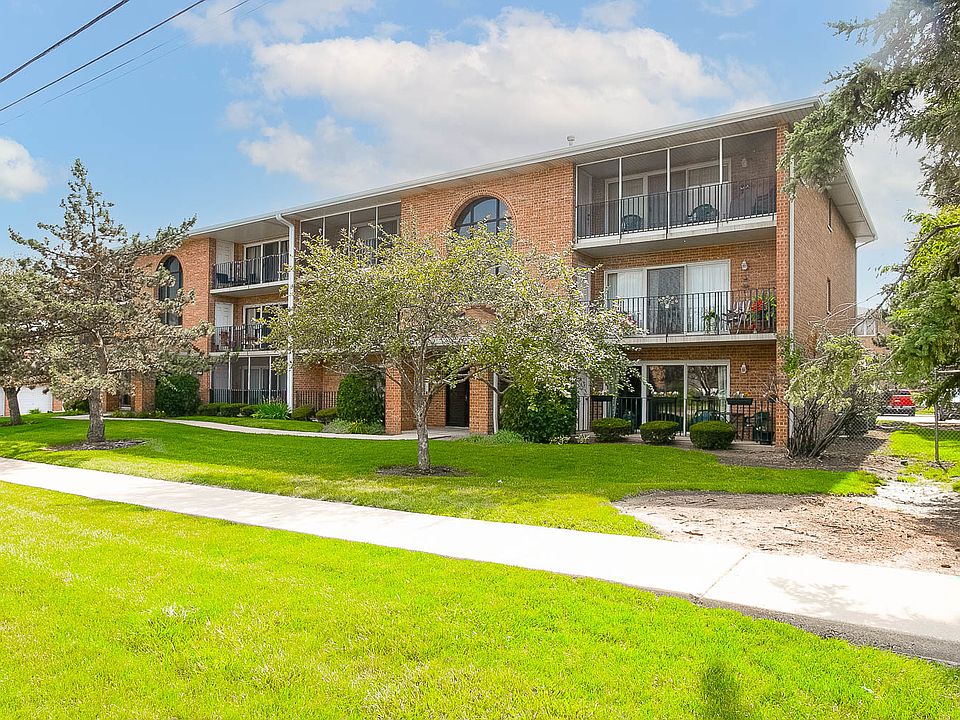 1st image of 5616 158th St APT 108