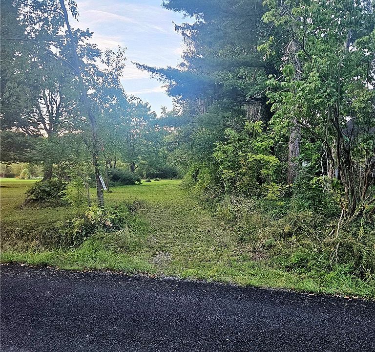 1st image of 15282 Leroy Rd