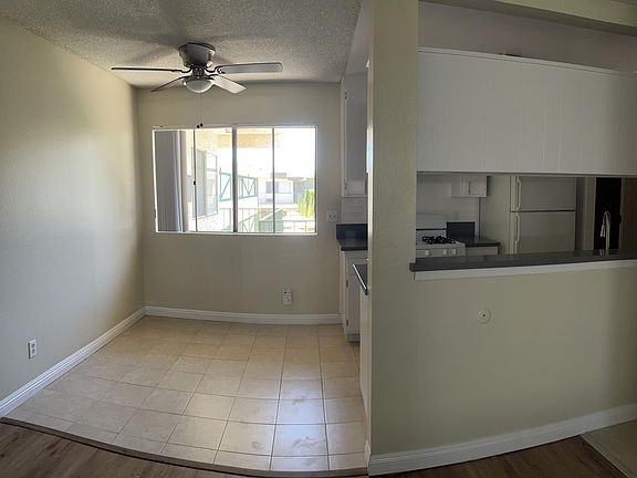 3rd image of 636 W Wilson Ave APT 204