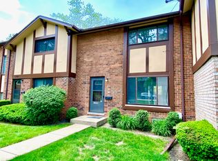 1S298 Danby St, Villa Park, IL