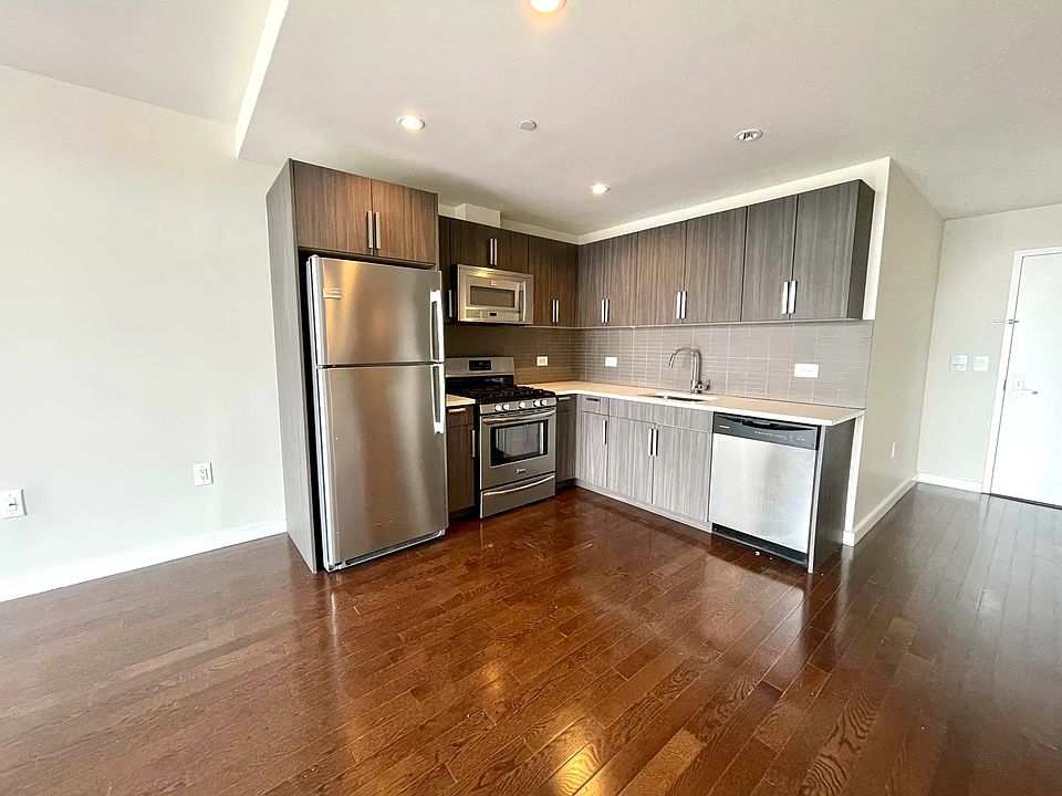 1st image of 1215 Broadway APT 610
