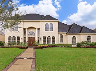 22 Farrell Ridge Dr, Sugar Land, TX 77479