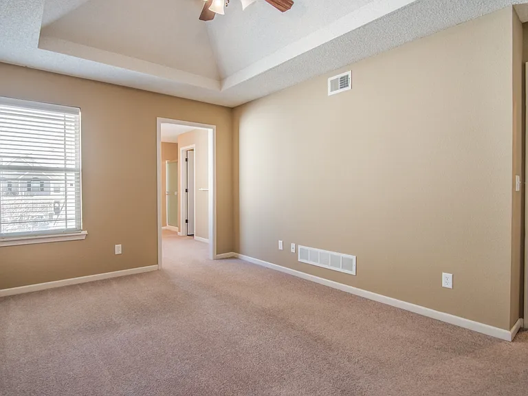 Bennington Park Townhomes — Photo 54