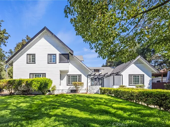 379 Buena Loma St, Altadena, CA 91001