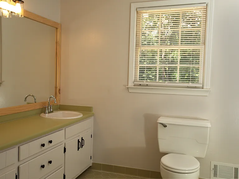 48 Stone Valley Dr SW — Photo 12