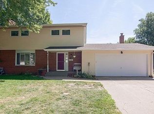 2705 35th St, Rock Island, IL