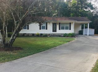 92 Ruby Ln, Chatsworth, GA 30705