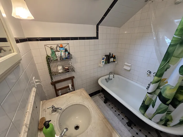 2809 Cottage Grove Ave — Photo 23