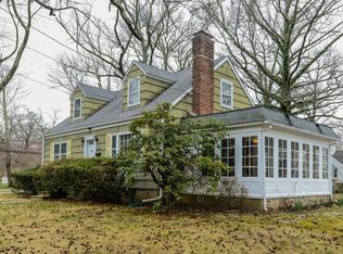229 Pinecrest Rd, Oakhurst, NJ 07755