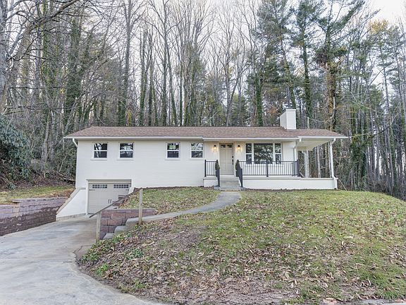3rd image of 505 Carson Dr