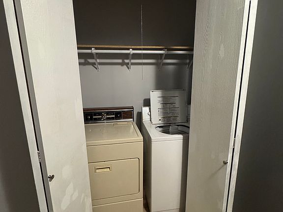 5th image of 645 W Wilmington Rd
