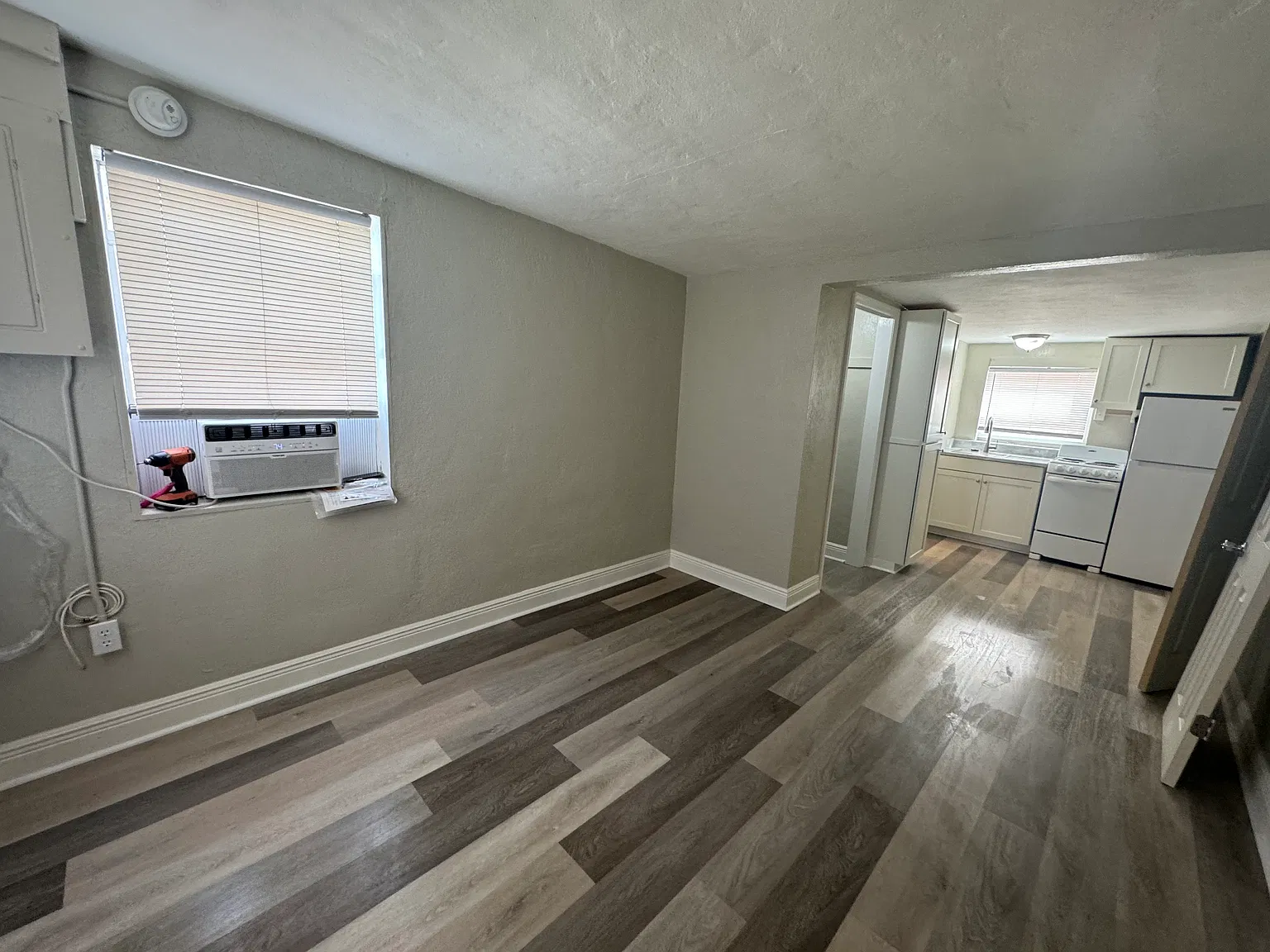 Studio, 370 sqft, $1,150 — Photo 4