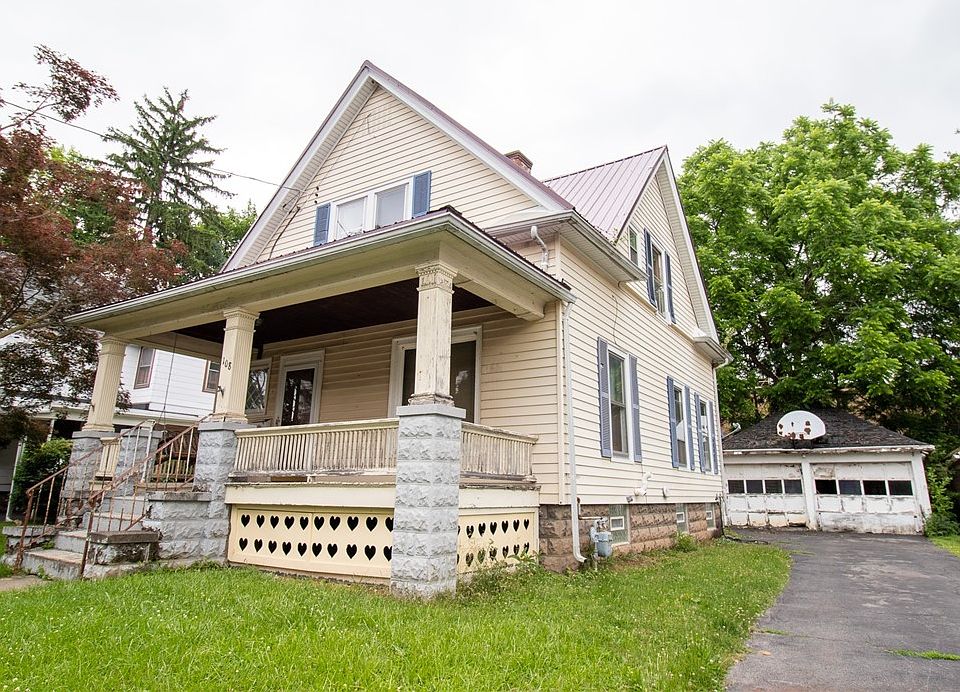 1st image of 108 Lillie St