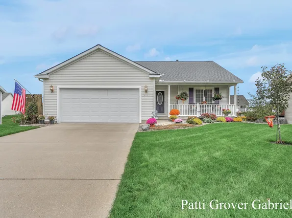 6935 Shady Knoll Dr SE, Caledonia, MI 49316