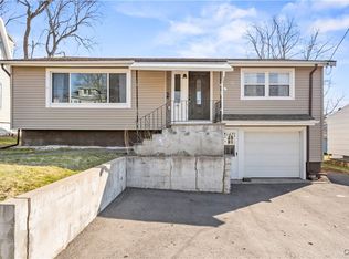 141 Aberdeen Ter, Syracuse, NY 13206