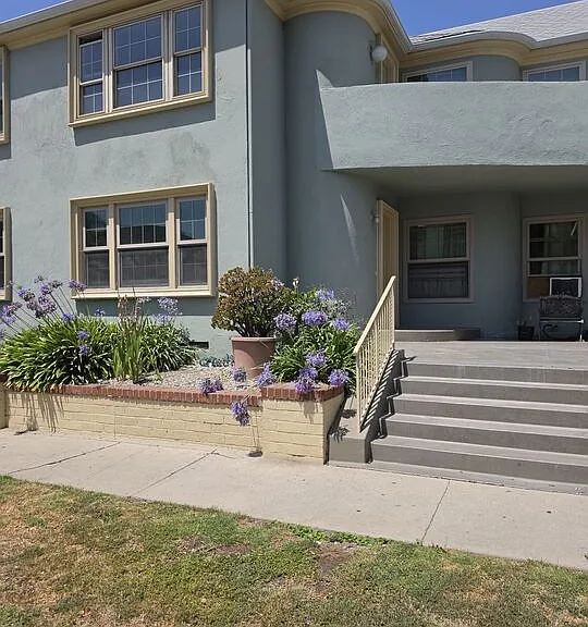 945 S Bedford St — Photo 15
